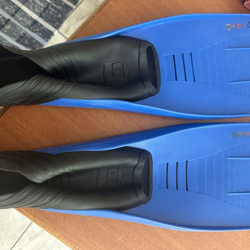 Mares diving fins used, size 43/44