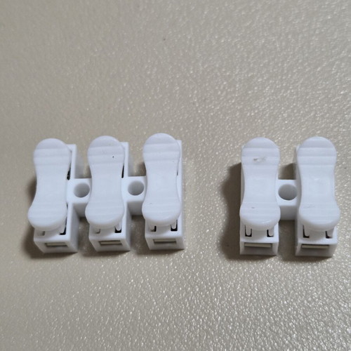 70 pcs luster terminals, 30 pcs triple terminal CH-3, 40 pcs double terminal CH-2