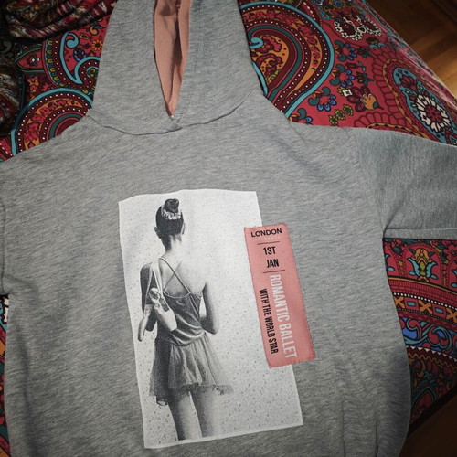Girls' sweatshirt used, grey, sizes 152 cm and 158 cm