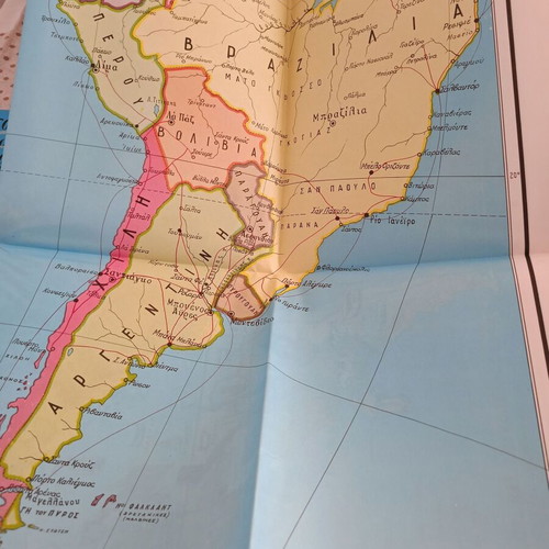 Vintage school triple map of America intact, Loukopoulos edition