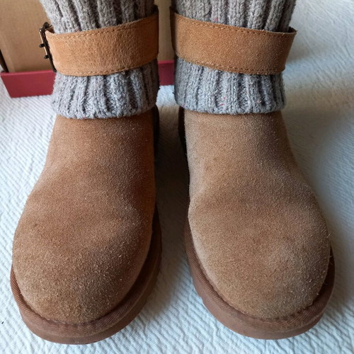 Ugg boots used, size 39, tan color