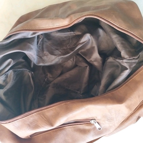 Large crossbody bag used, brown, zipper issue inside