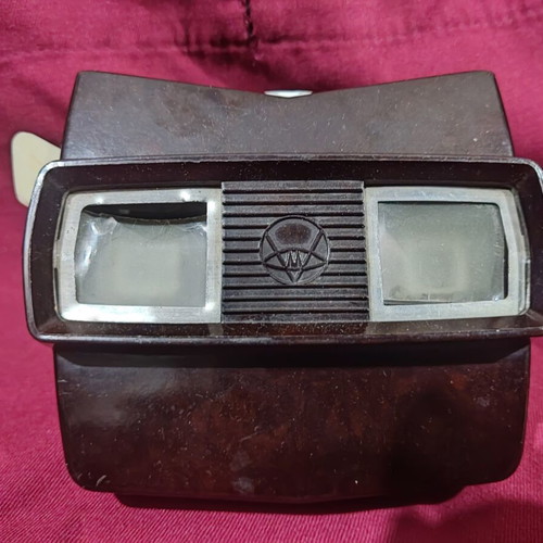 View Master bakelite used, functional with wear