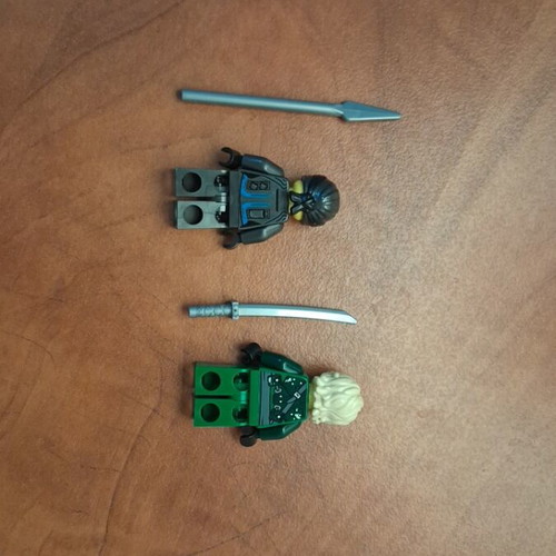 LEGO Ninjago figures pack: Lloyd & Nya Season 9 Hunted