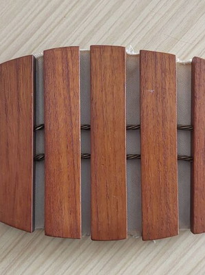 Ръчно изработена декоративна риба от тиково дърво като нова