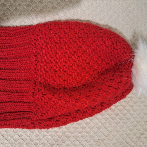 Red hat with white pompom Hollister like new