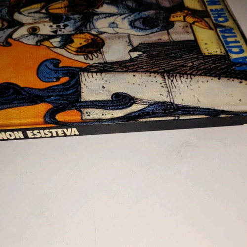 La Citta Che Non Esisteva comic used, Italian language