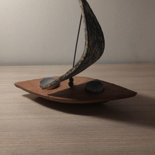 Ceramic boat with two tealights like new