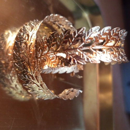 Earrings like new, unique design, gold-colored