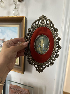 Queen Elizabeth picture vintage, like new