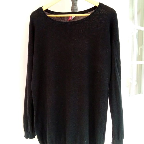 Women's black blouse medium like new, large fit