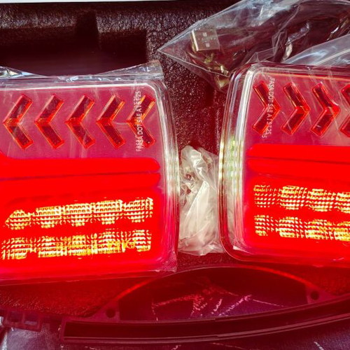 LED Wireless Magnetic Trailer Rear Lights Kit new