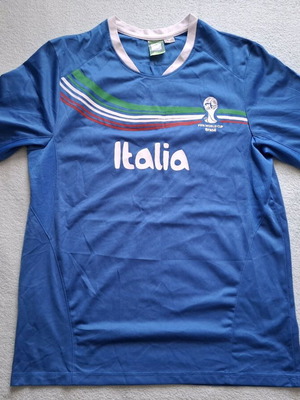 Italy World Cup 2014 #10 Fan Mens Shirt like new, official replica