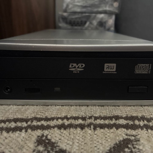 External 5.25” CD/CDRW/DVD/BLURAY Drive Case used with USB and power supply