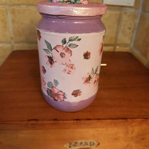 DIY glass jar like new with decoupage and clay flowers