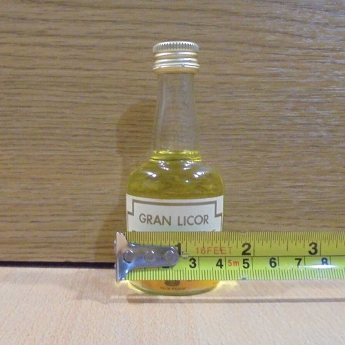 Montana liqueur old miniature bottle 45ml sealed like new