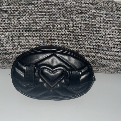 Belt bag with embossed quilted heart design, new