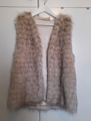 Synthetic fur vest like new, beige and brown