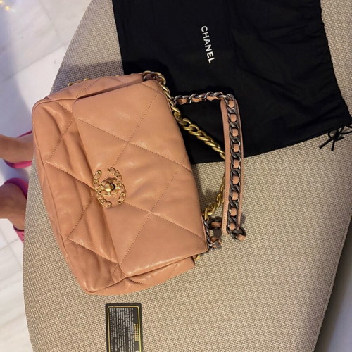 Chanel Flap 19 Medium crossbody bag new beige