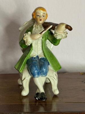 Vintage porcelain figurine of man playing violin, Japanese, like new
