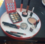 Makeup items used, assorted set