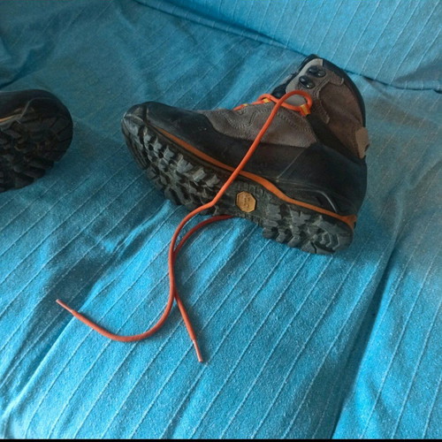 Fitwell hiking boot size 38 like new, gray