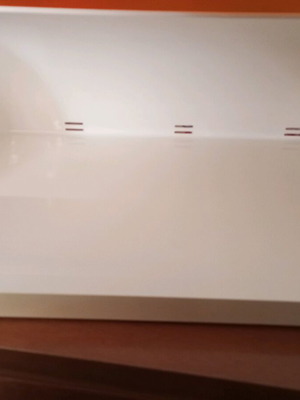 Guzzini bread box like new