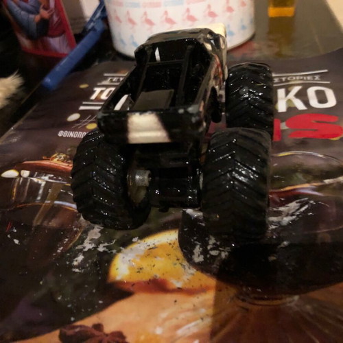 Monster truck like new