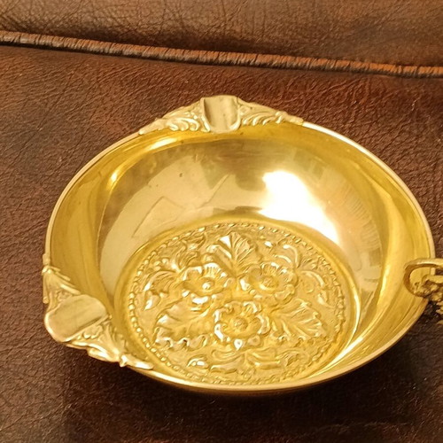 Vintage solid brass ashtray like new