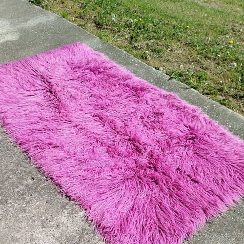 Velentza rug like new, purple pink, size 2.05x1.10