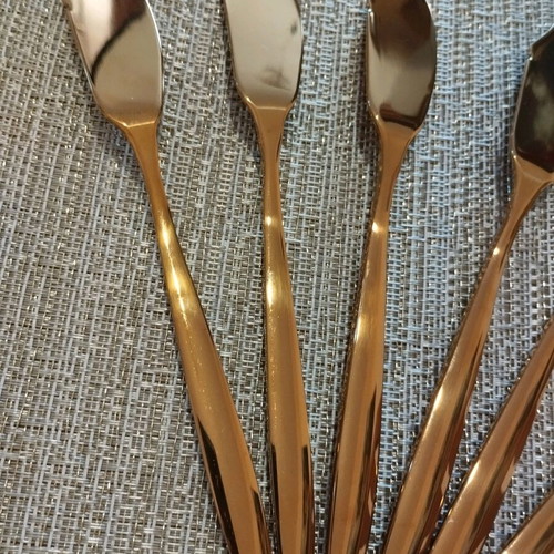 Fish or butter knives new, set of 6 pieces