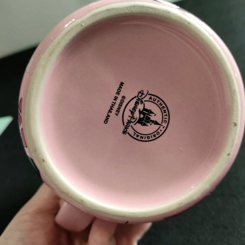 Minnie Mouse Disneyland mug refurbished with small chip