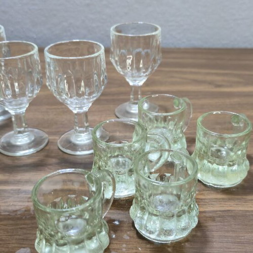 Vintage Mini Glasses Collection 14 Pieces like new
