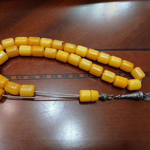 Mastic Kompoloi like new with vintage silver tassel and bakelite beads