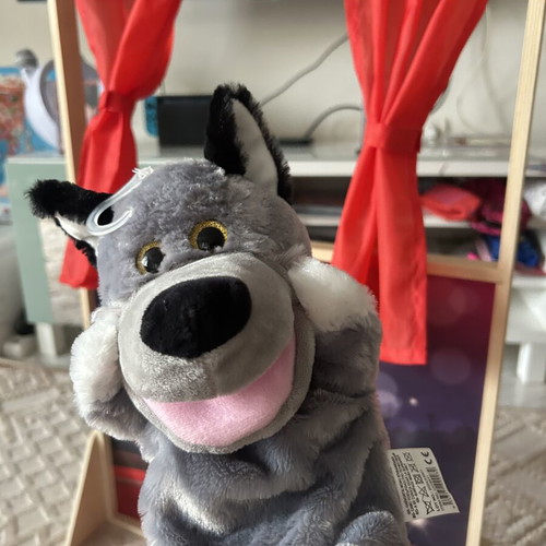 Wooden puppet theater with 12 hand puppets like new