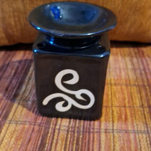 Wax melts burner like new
