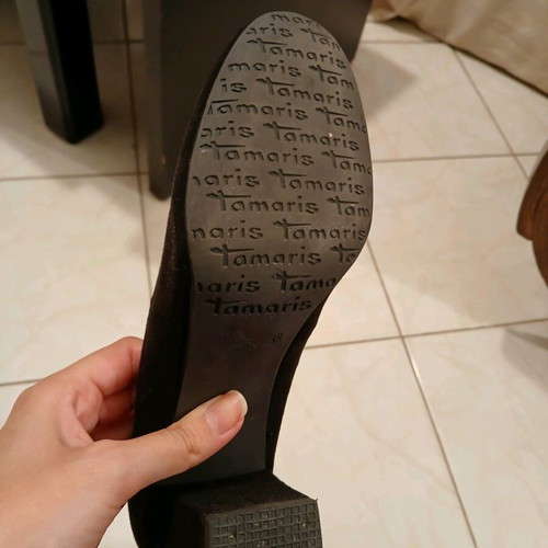 Tamaris suede low heels new, size 38, black