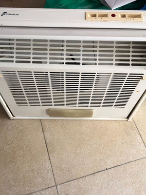 Fourlis extractor hood used fully functional