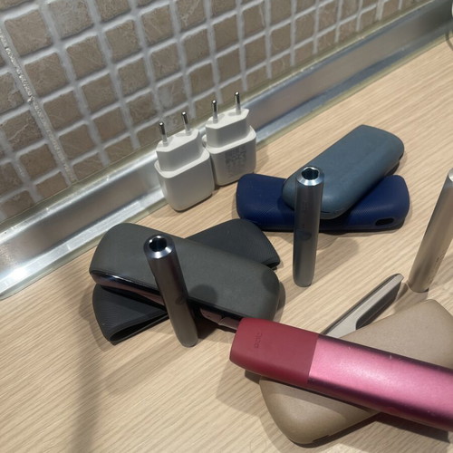 Iquos devices used, 4 pieces without cable, with adapters