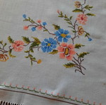 Embroidered table runner like new