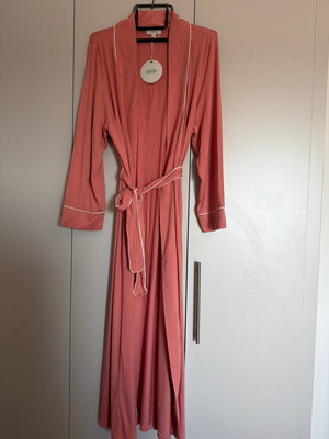 Vivis Malia long robe viscose Tea Rose size L new