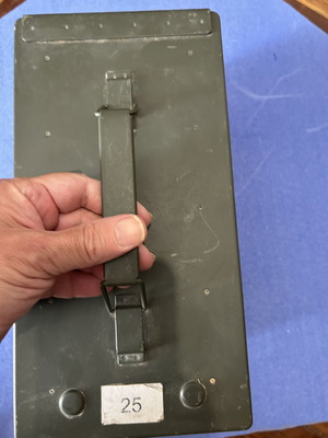 Metal ammunition box empty, like new