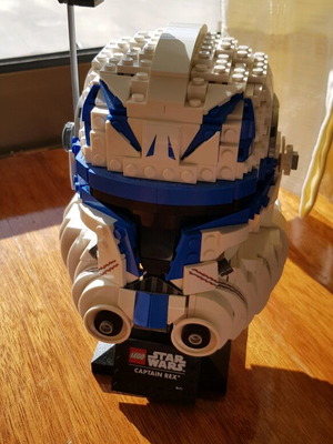 Lego Captain Rex Helmet like new with instructions without box