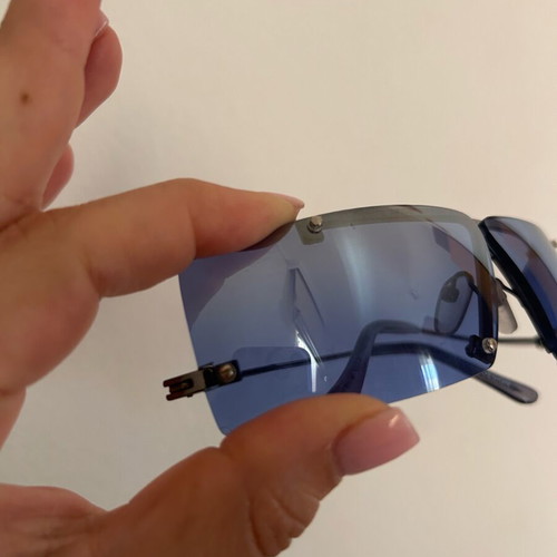 Sunglasses with blue lens used