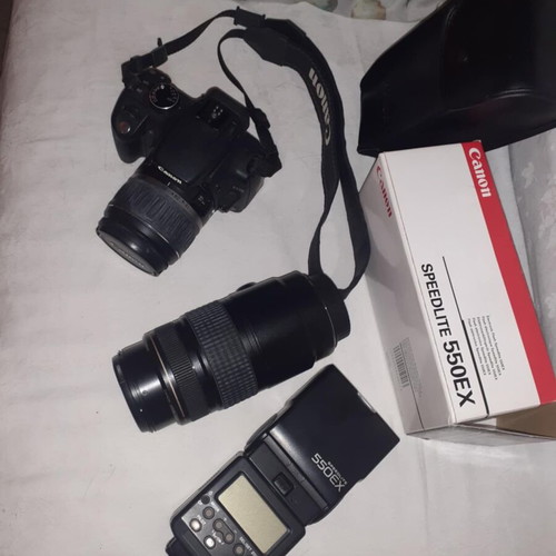 Canon EOS 350D with EF-S 18-55mm, EF 75-300mm lenses and 550EX Speedlite flash like new with bag
