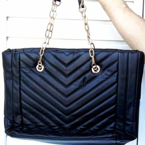 Handbag like new, black and gold
