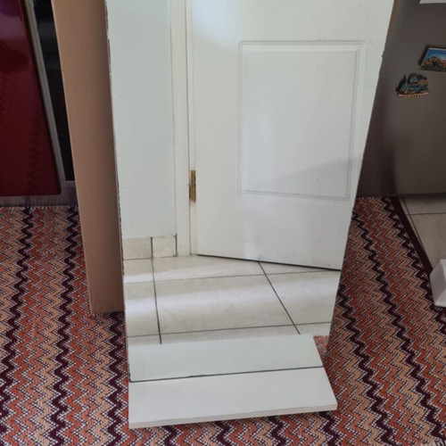 Bathroom mirror like new