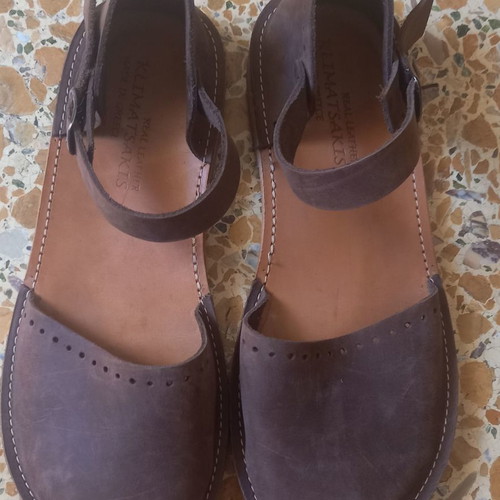 Leather handmade sandals like new, size 40, brown