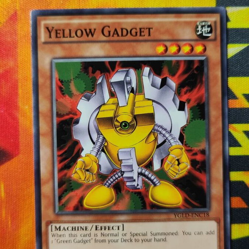 Yellow Gadget Yu-Gi-Oh! card new