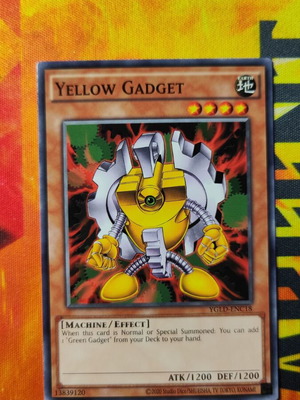 Yellow Gadget Yu-Gi-Oh! card new